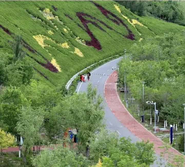 乌鲁木齐经济技术开发区小绿谷水景提升工程